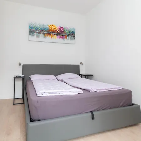 Oleandar With Pool 80 Meters From The - By Ta Leut Agency Daire