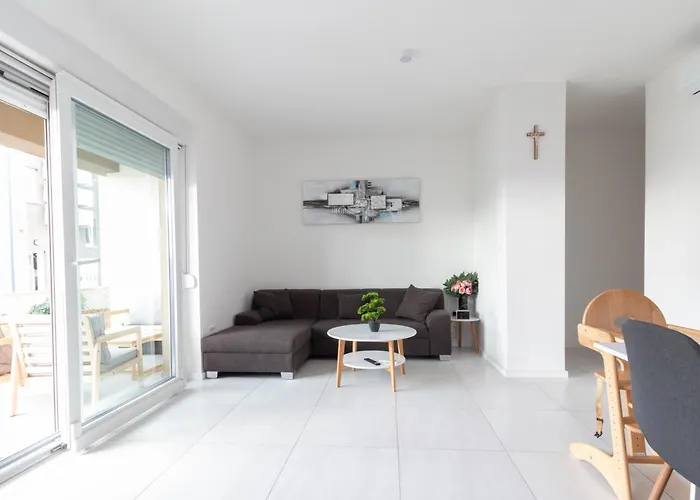 Appartement Oleandar With Pool 80 Meters From The - By Ta Leut Agency