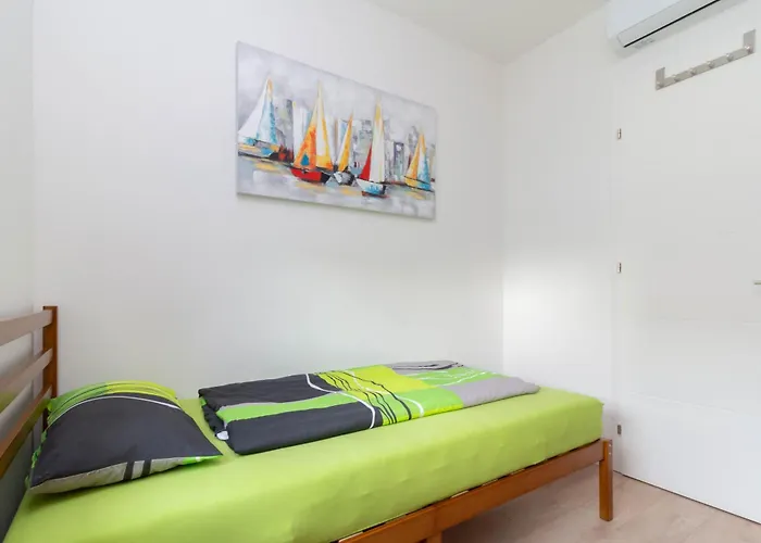 Oleandar With Pool 80 Meters From The - By Ta Leut Agency *
