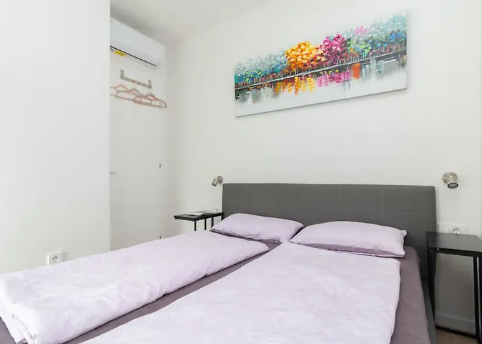 Appartement Oleandar With Pool 80 Meters From The - By Ta Leut Agency Privlaka (Zadar)