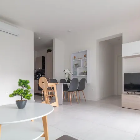 Oleandar With Pool 80 Meters From The - By Ta Leut Agency Privlaka (Zadar)